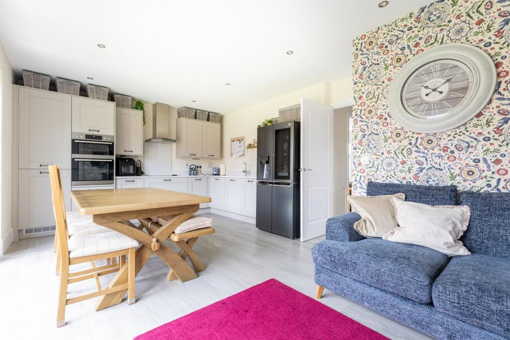 Additional property image - Toga Crescent, Chester