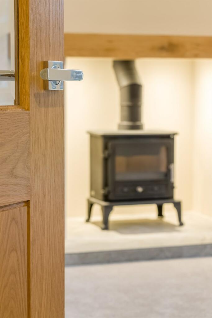 Additional property image - Nantwich Road, Calveley