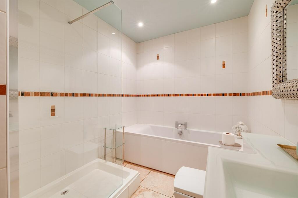 Additional property image - Barnhill Grange, Old Coach Road, Barnhill, Chester