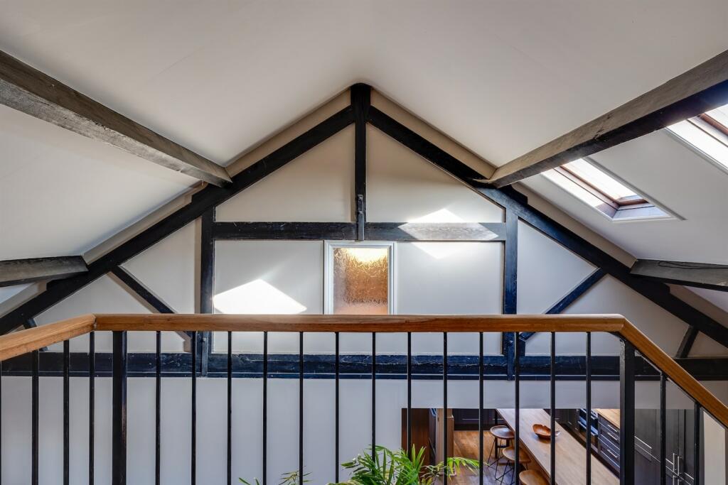 Additional property image - Barnhill Grange, Old Coach Road, Barnhill, Chester