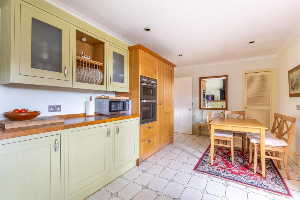 Additional property image - Hoofield Lane, Huxley, Chester