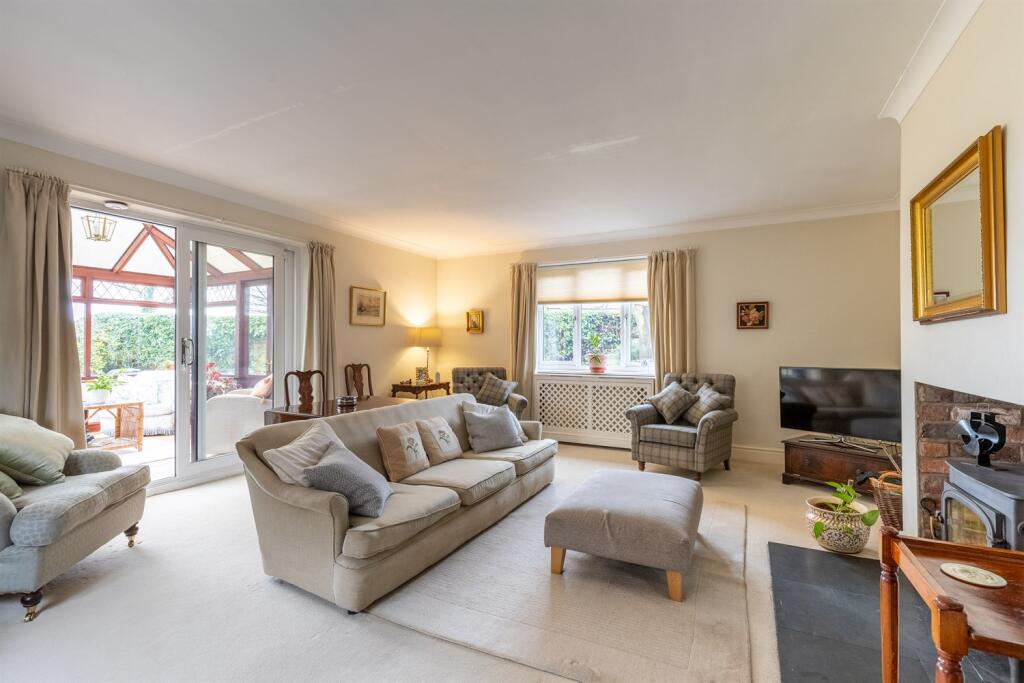 Additional property image - Hoofield Lane, Huxley, Chester