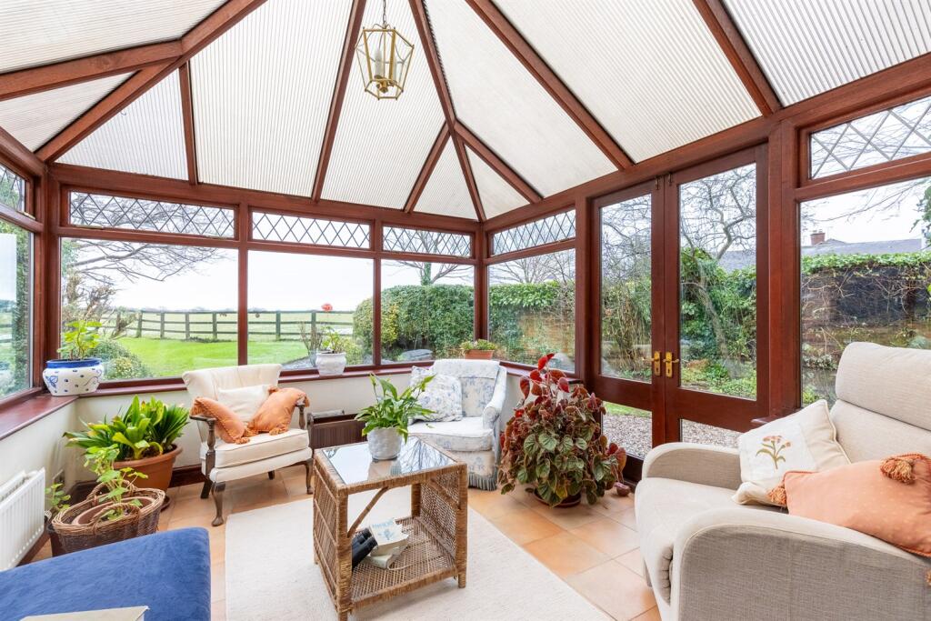 Additional property image - Hoofield Lane, Huxley, Chester