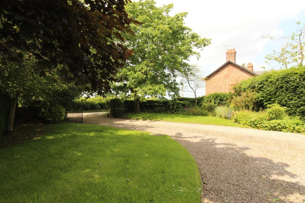 Additional property image - Hoofield Lane, Huxley, Chester