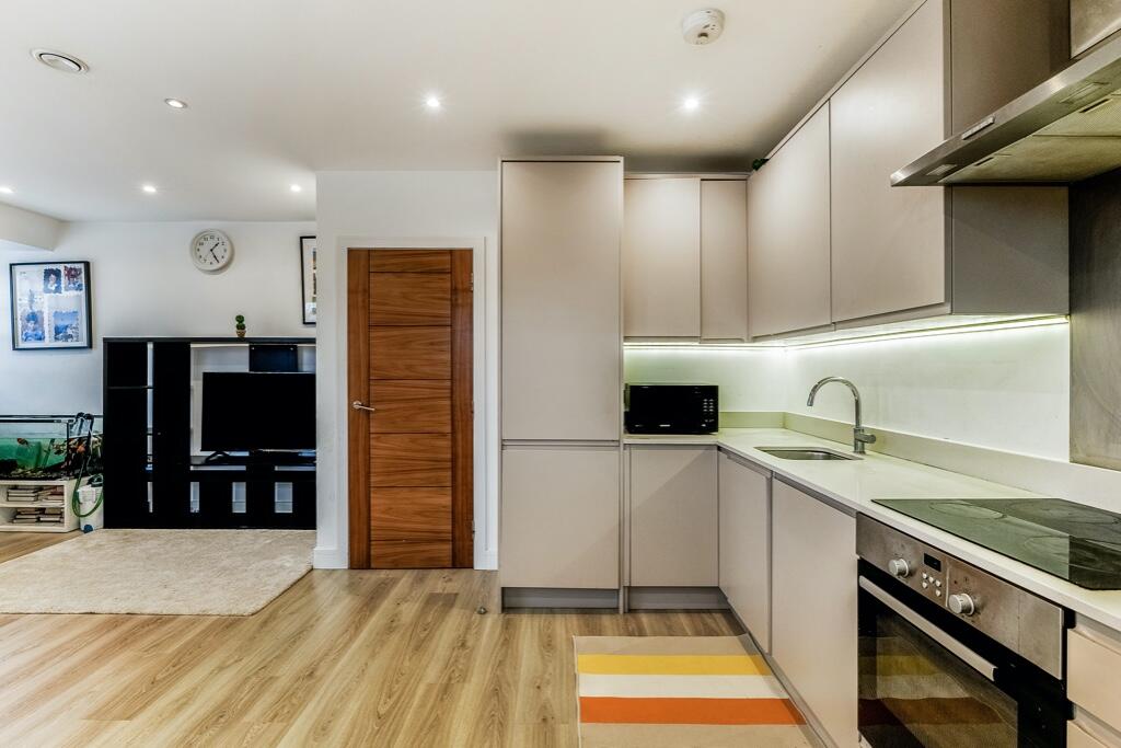 Main image of property: Stonehills, Welwyn Garden City, Hertfordshire, AL8