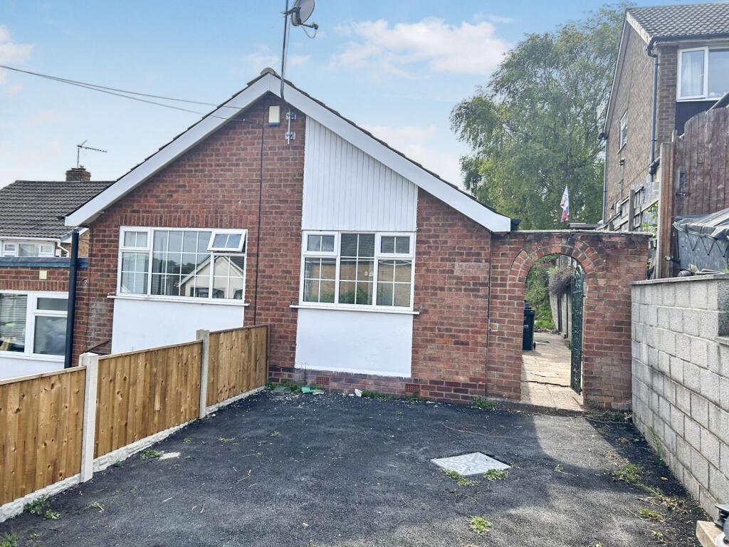 Main image of property: Lascelles Avenue, Nottingham, Gedling, NG4