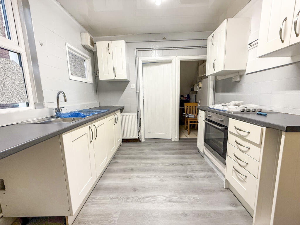 Main image of property: Nottingham Road, Nottinghamshire, Sherwood Nottingham, NG7