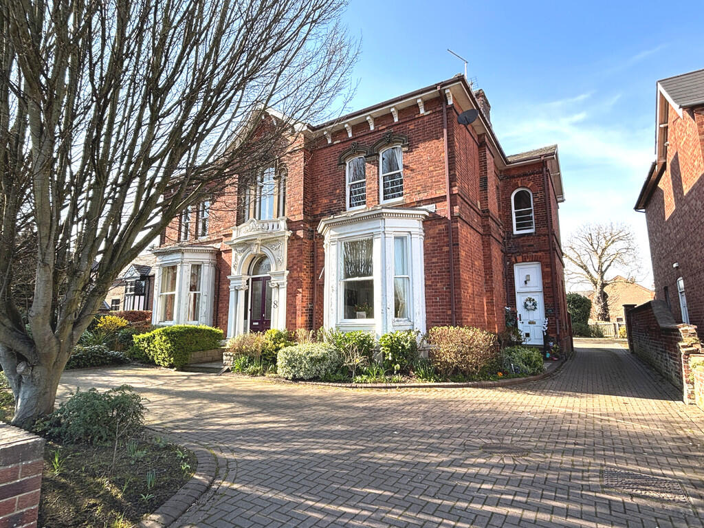 Main image of property: Flat 3 The Firs, 28 Beverley Road