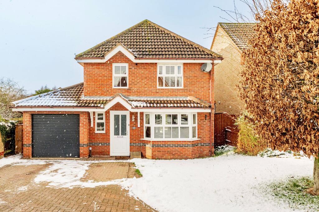 Main image of property: Heron Close, Fakenham