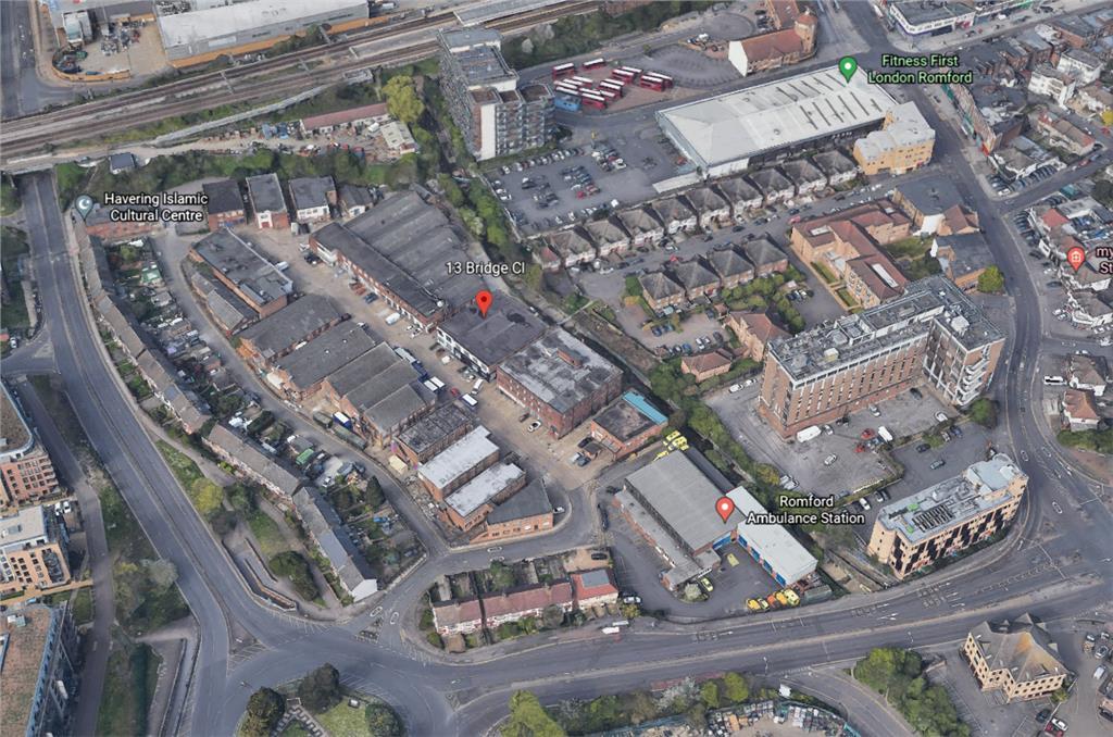 Healthcare facility to lease in Bridge Close, Romford, Essex, RM7 0AU, RM7