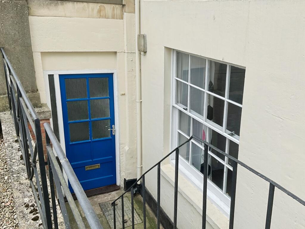 Main image of property: Lansdown Crescent, Lansdown, Cheltenham, GL50