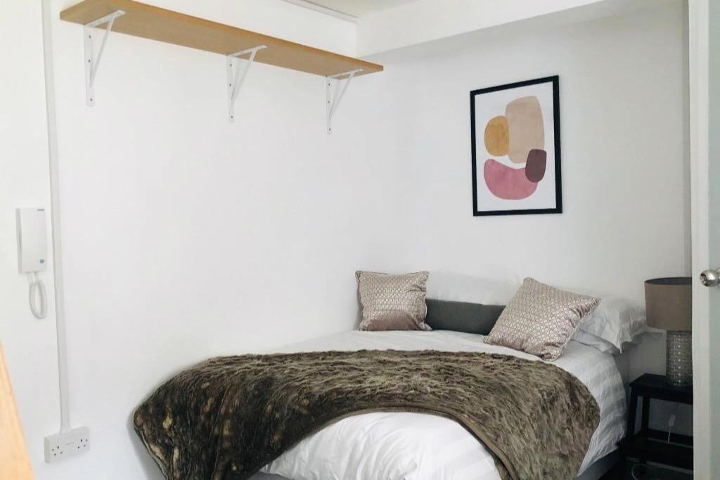 Main image of property: Pearson Square