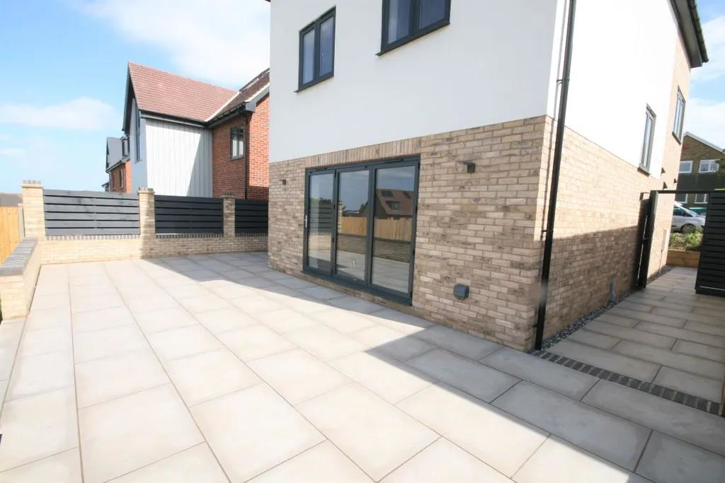 House for sale in Augustine Road, Minster On Sea, Sheerness, ME12