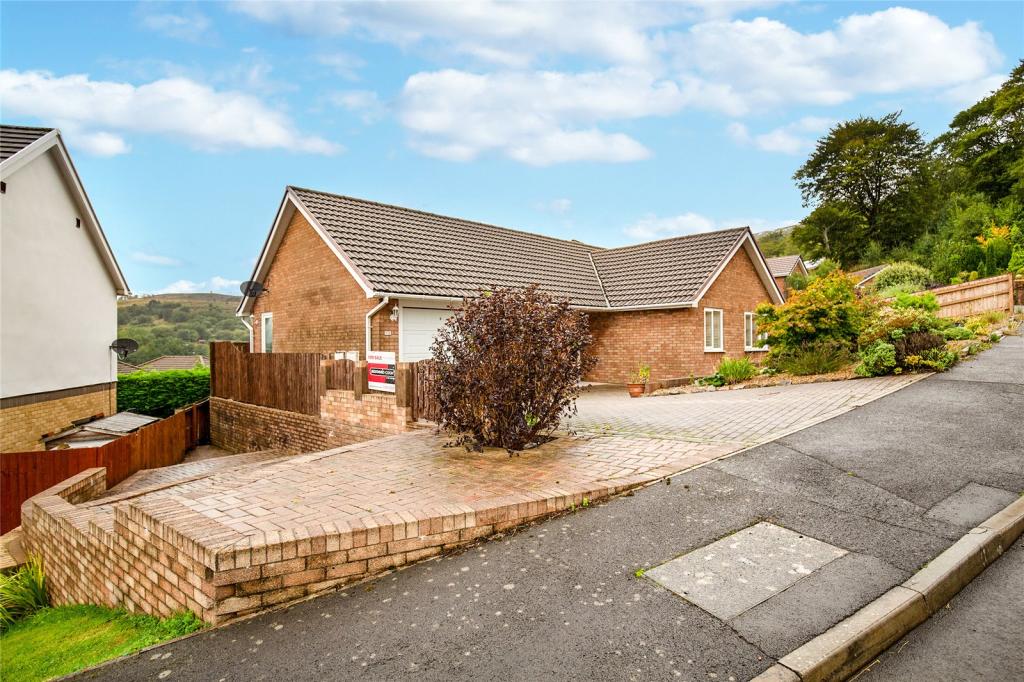 3 bedroom bungalow for sale in Tanglewood Drive, Blaina, Abertillery, Gwent, NP13