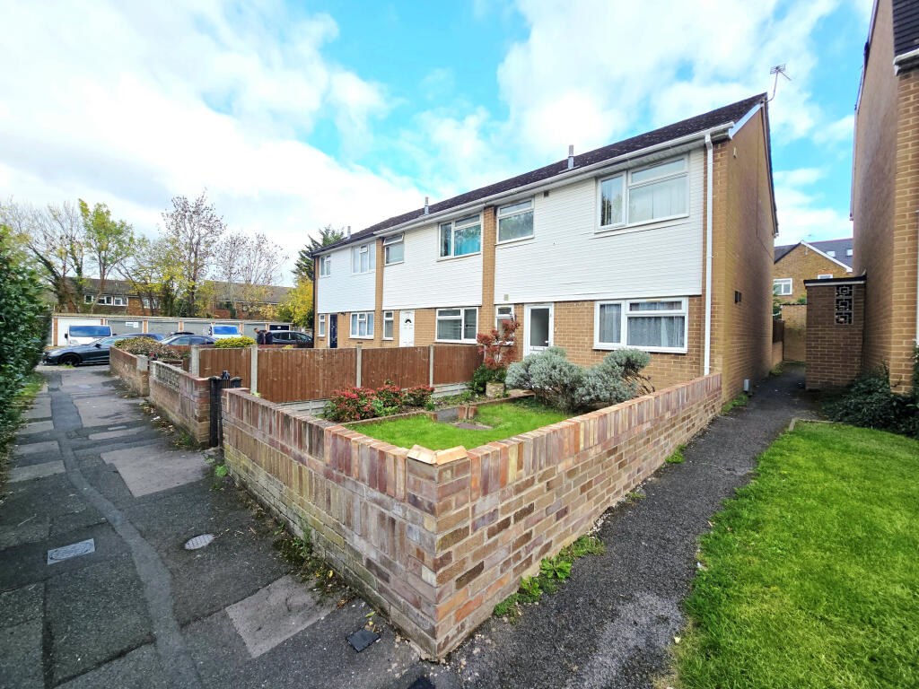 Main image of property: Ridge Bank, Slough, SL1