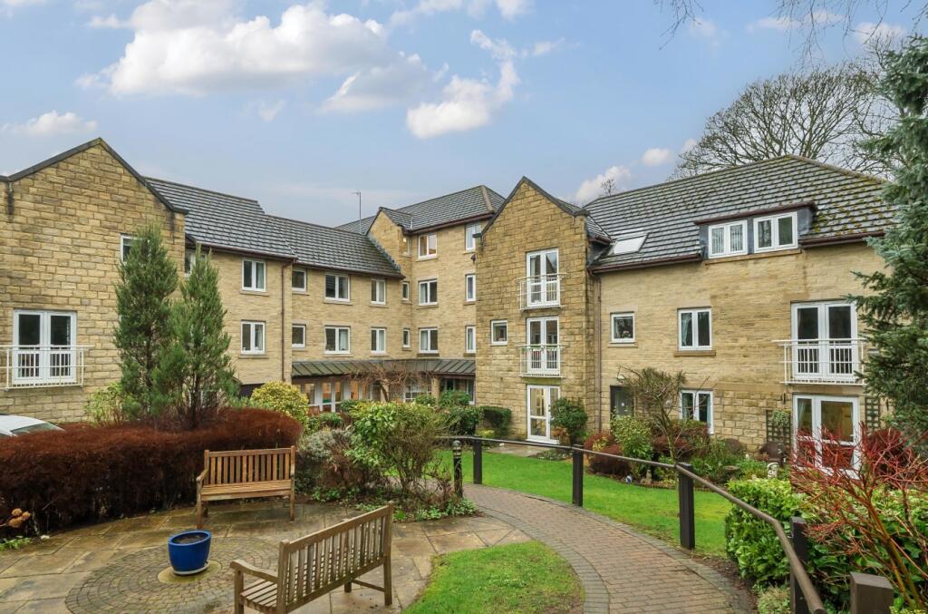 2 bedroom retirement property for sale in Beech Street, Bingley, West