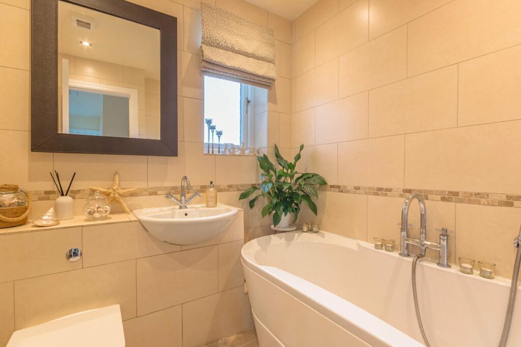 Additional property image - Ling Park Avenue, Wilsden, Bradford, West Yorkshire, BD15