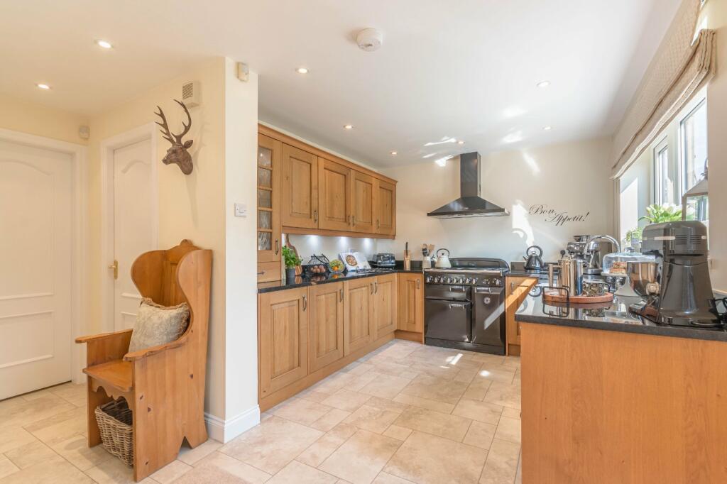 Additional property image - Ling Park Avenue, Wilsden, Bradford, West Yorkshire, BD15