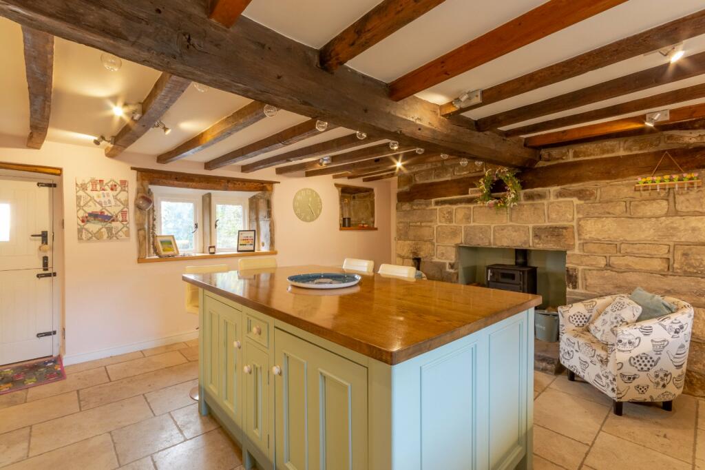 Additional property image - Knapley-Ing Farm, High Eldwick, Bingley, West Yorkshire, BD16