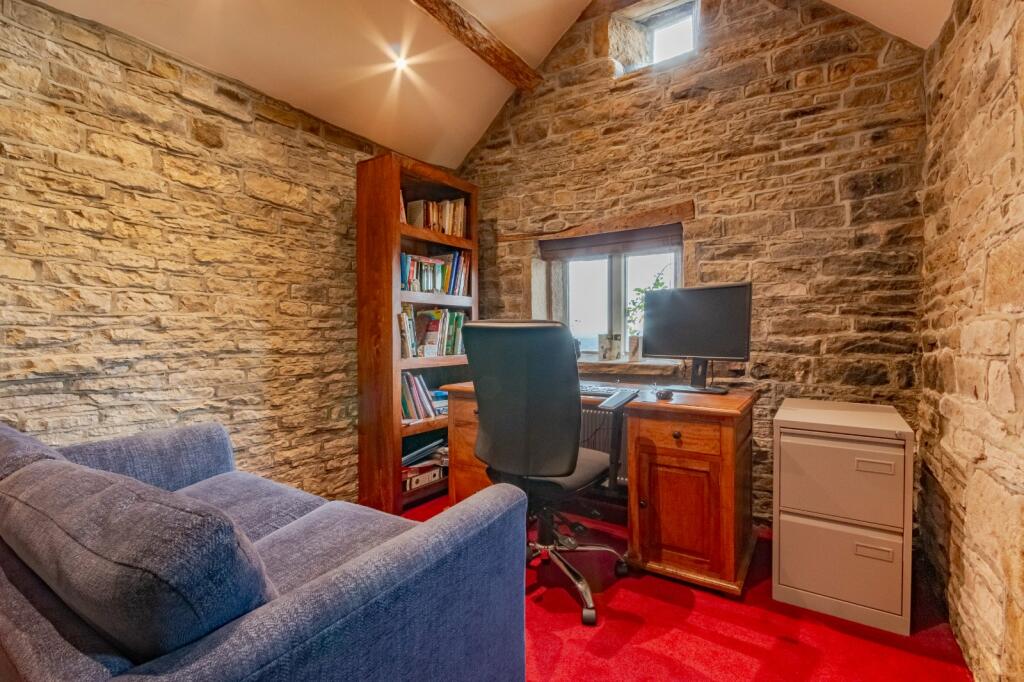 Additional property image - Knapley-Ing Farm, High Eldwick, Bingley, West Yorkshire, BD16