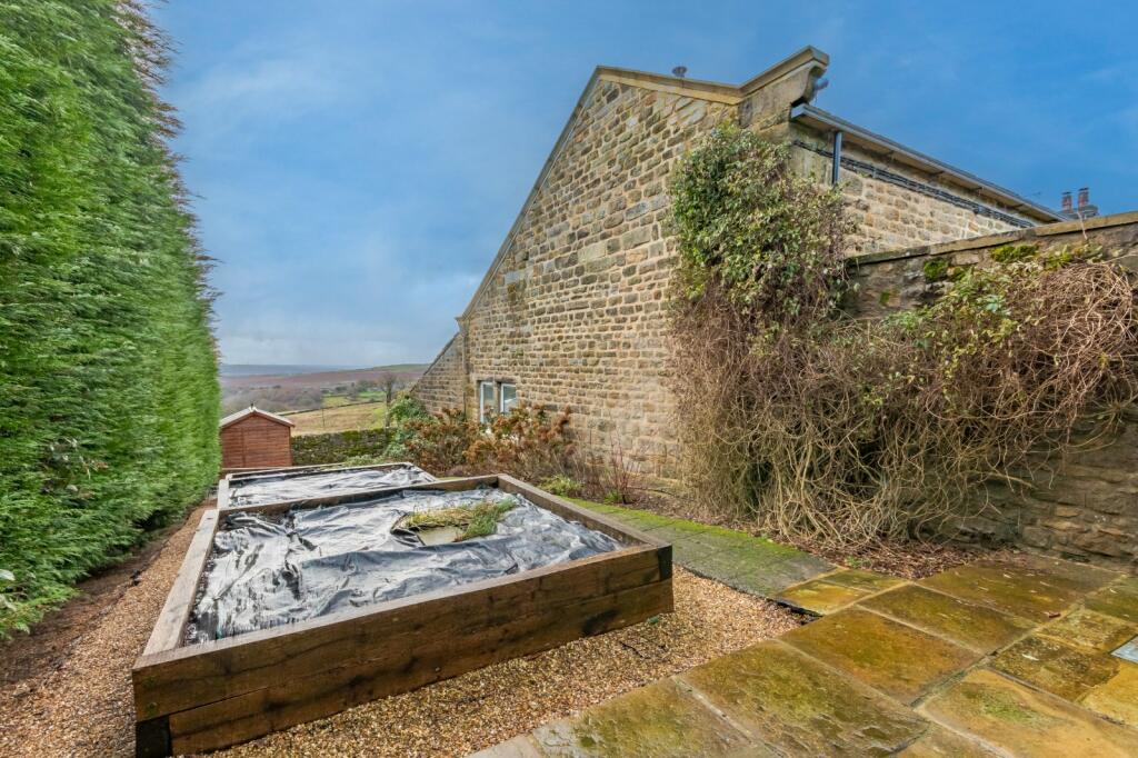 Additional property image - Knapley-Ing Farm, High Eldwick, Bingley, West Yorkshire, BD16