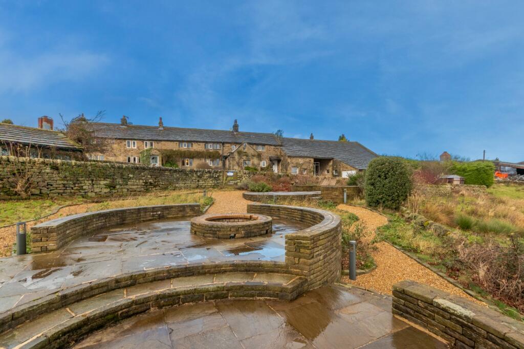 Additional property image - Knapley-Ing Farm, High Eldwick, Bingley, West Yorkshire, BD16