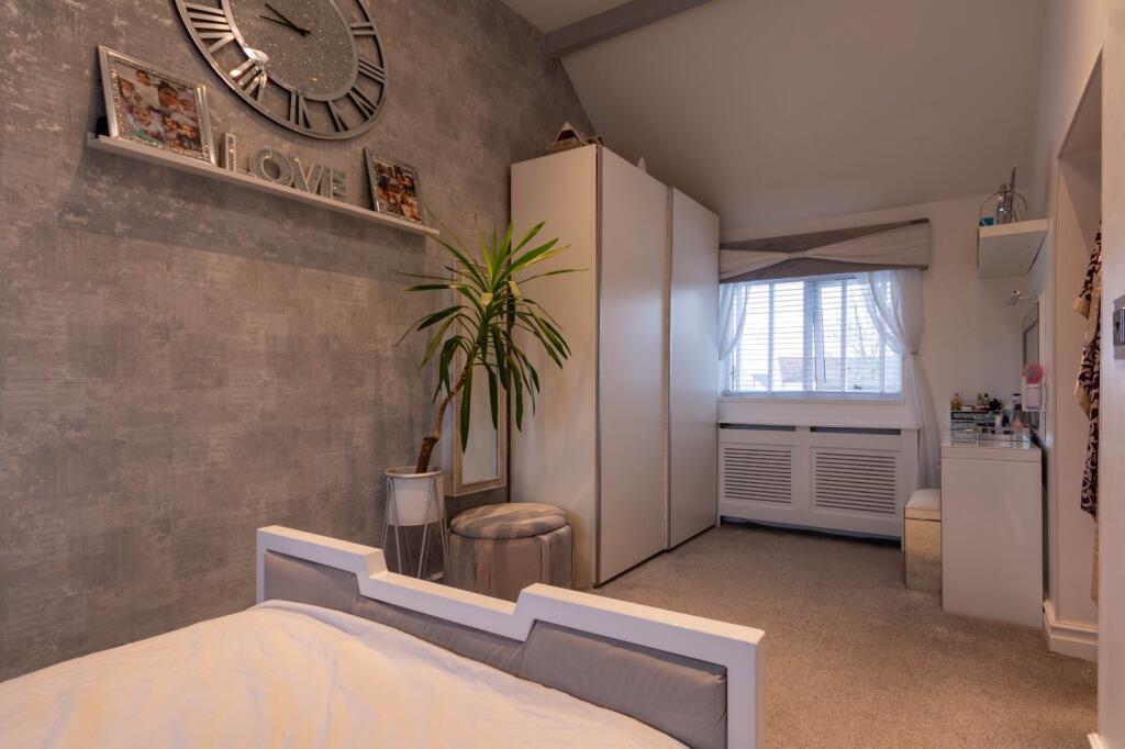 Additional property image - Cliffe Lane West, Baildon, Shipley, West Yorkshire, BD17