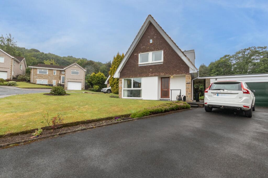 Main image of property: Moorhead Crescent, Shipley, West Yorkshire, BD18