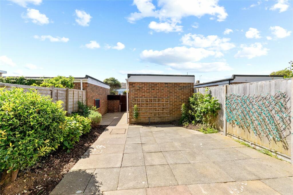Additional property image - Dolphin Way, Rustington, Littlehampton, West Sussex, BN16