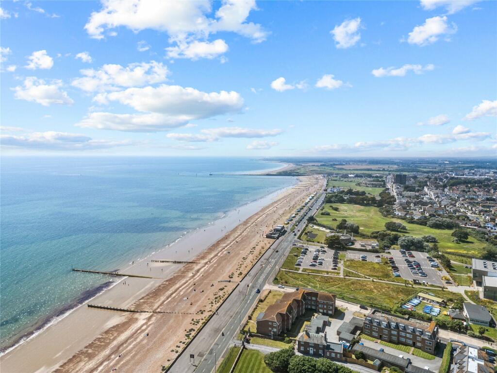 Additional property image - Sea Road, Rustington, Littlehampton, West Sussex, BN16