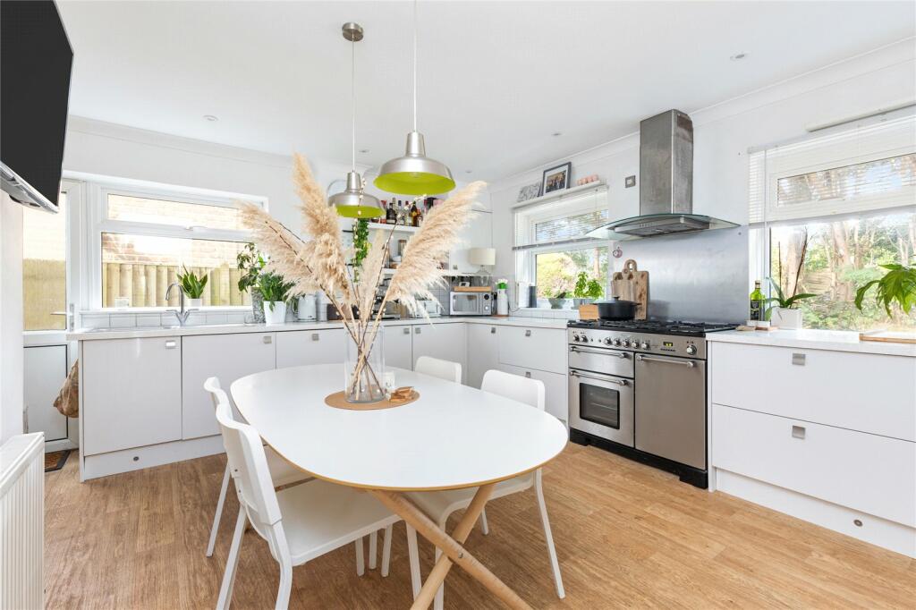Additional property image - Teign Walk, Worthing, West Sussex, BN13