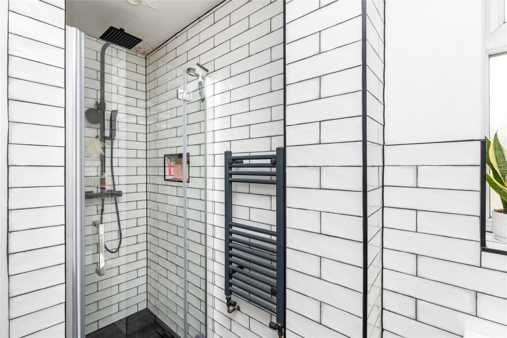 Additional property image - Teign Walk, Worthing, West Sussex, BN13
