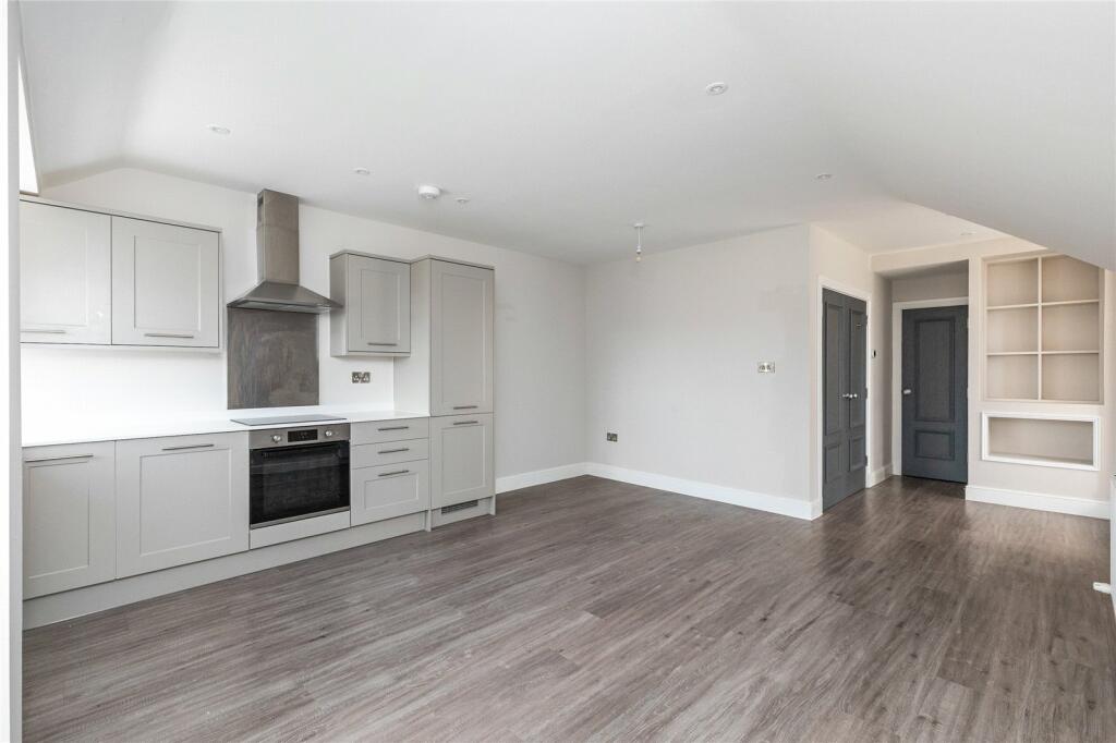 Additional property image - Winchelsea Gardens, Worthing, West Sussex, BN11