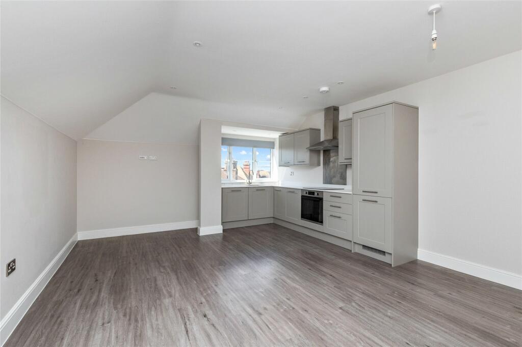 Additional property image - Winchelsea Gardens, Worthing, West Sussex, BN11