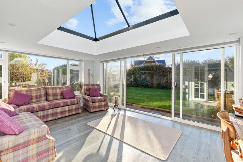 Additional property image - Michel Grove, East Preston, Littlehampton, West Sussex, BN16
