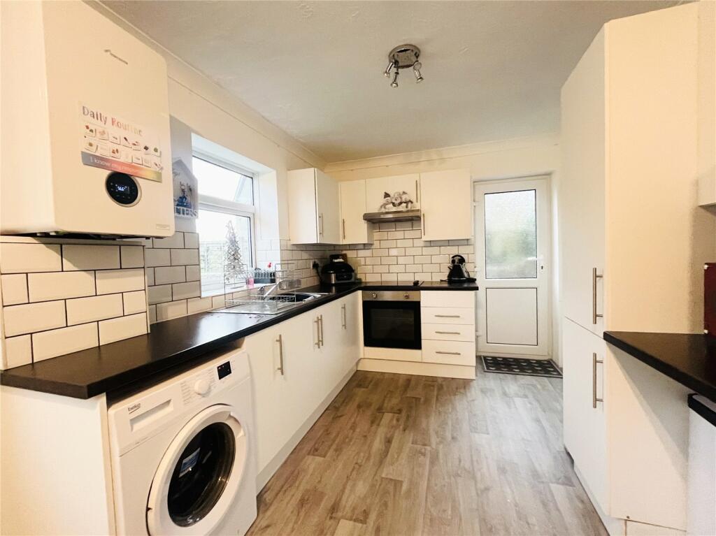 Additional property image - Shardeloes Road, Angmering, Littlehampton, West Sussex, BN16