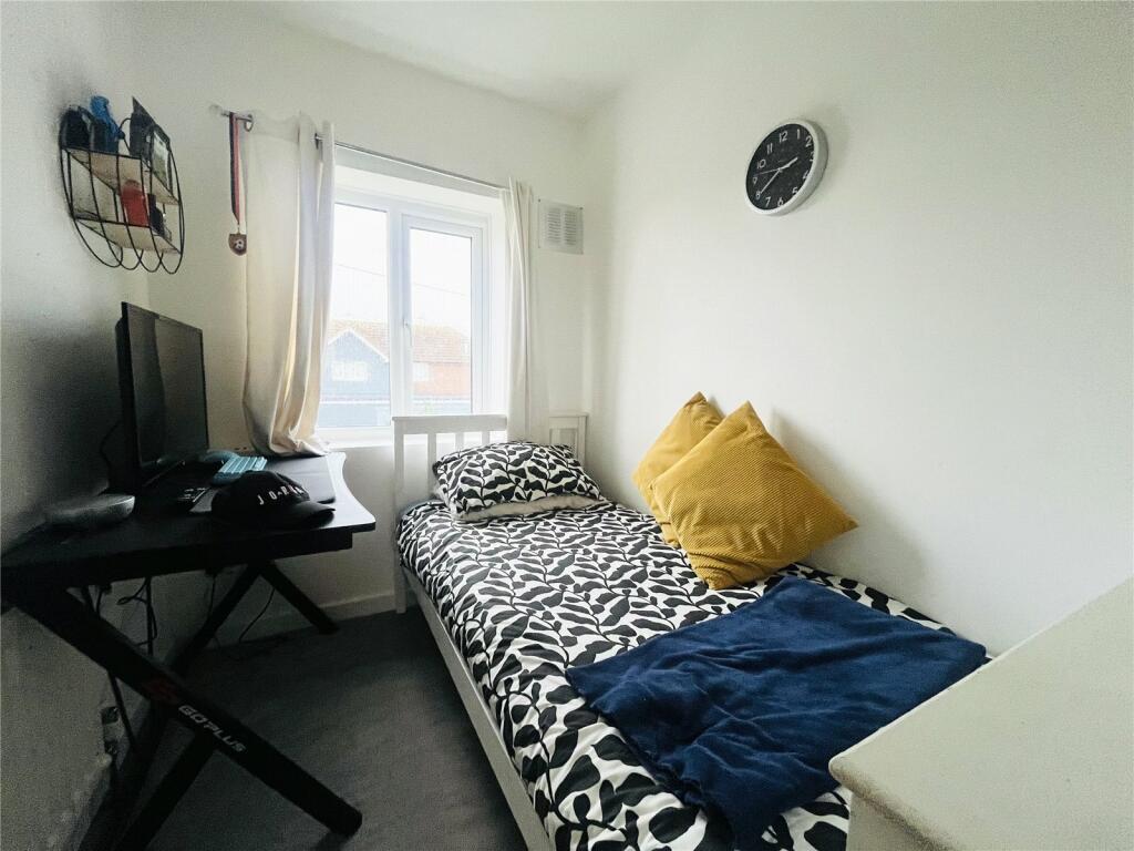 Additional property image - Shardeloes Road, Angmering, Littlehampton, West Sussex, BN16