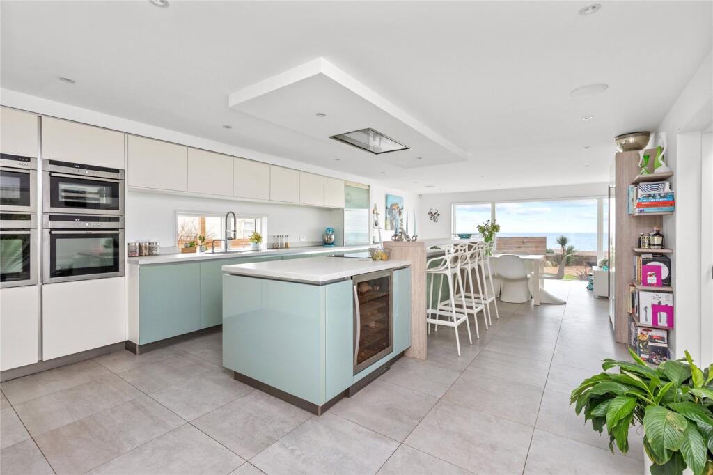 Additional property image - South Strand, East Preston, Littlehampton, West Sussex, BN16