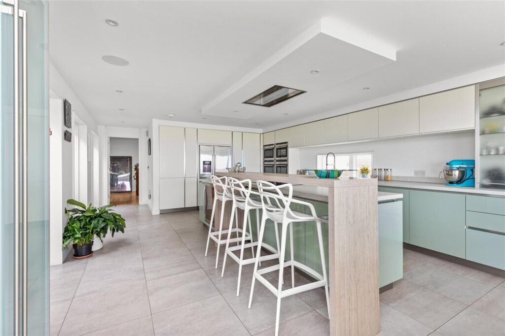 Additional property image - South Strand, East Preston, Littlehampton, West Sussex, BN16