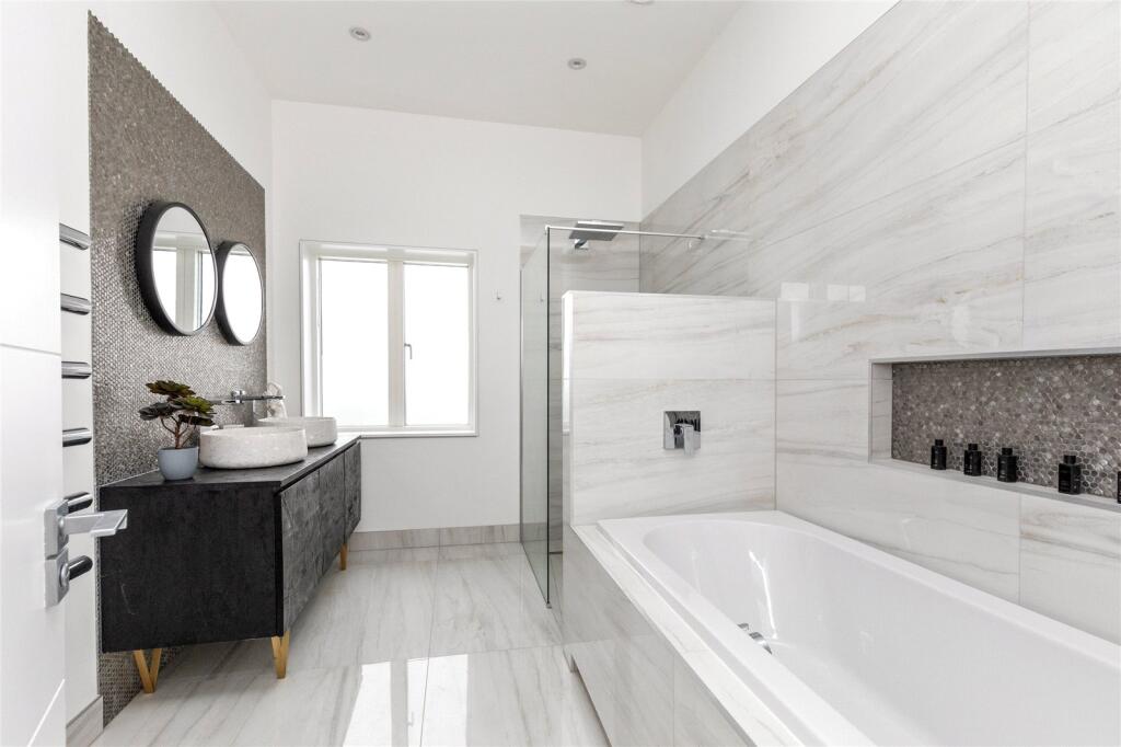 Additional property image - South Strand, East Preston, Littlehampton, West Sussex, BN16