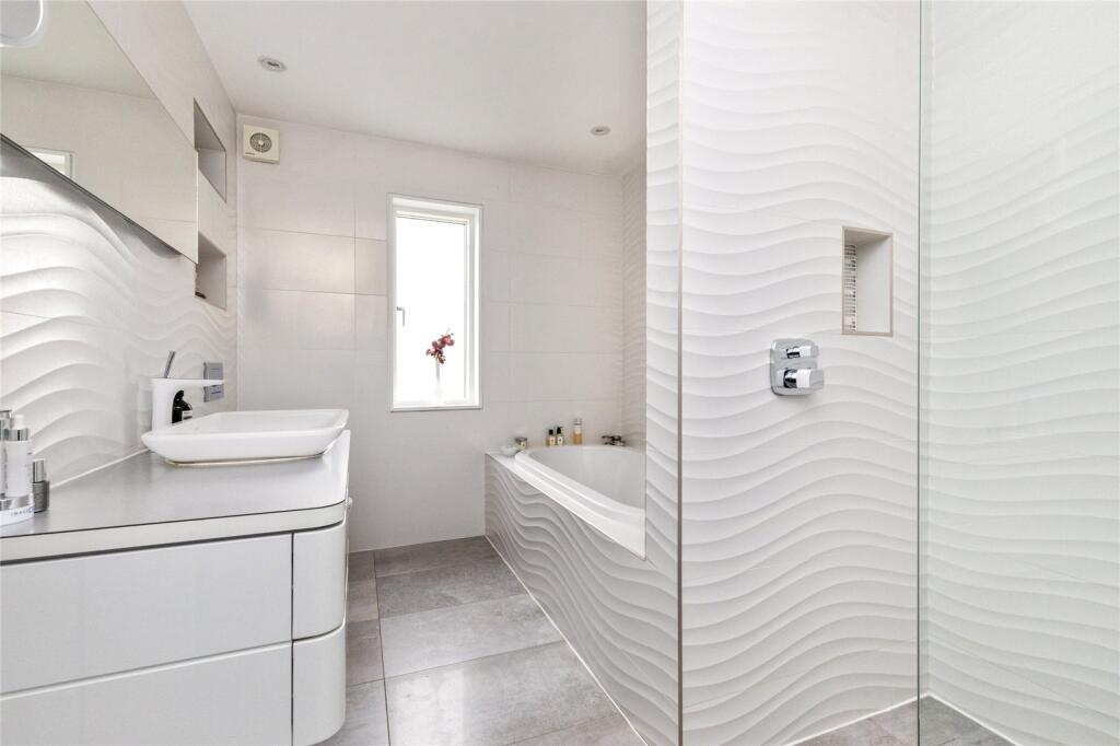 Additional property image - South Strand, East Preston, Littlehampton, West Sussex, BN16