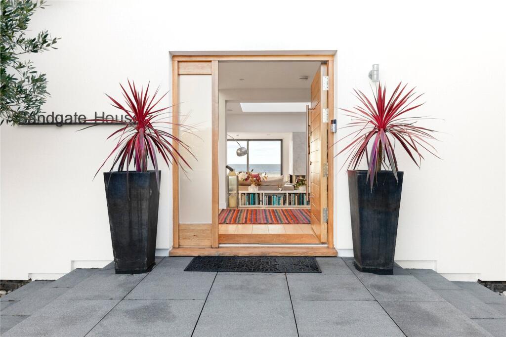 Additional property image - South Strand, East Preston, Littlehampton, West Sussex, BN16
