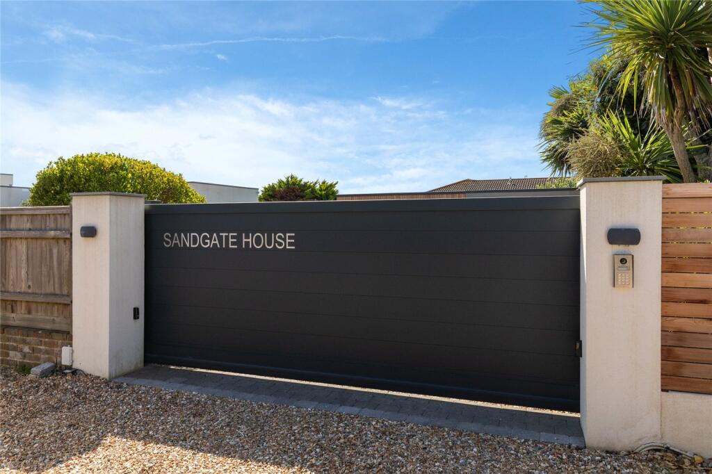 Additional property image - South Strand, East Preston, Littlehampton, West Sussex, BN16