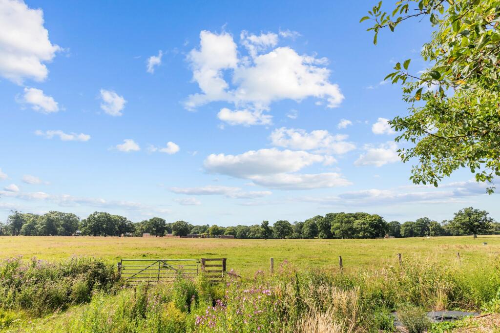 Additional property image - Castle Goring Way, Castle Goring, BN13