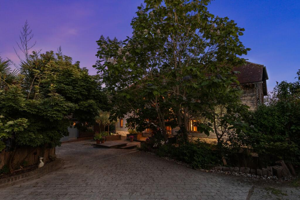 Additional property image - Castle Goring Way, Castle Goring, BN13