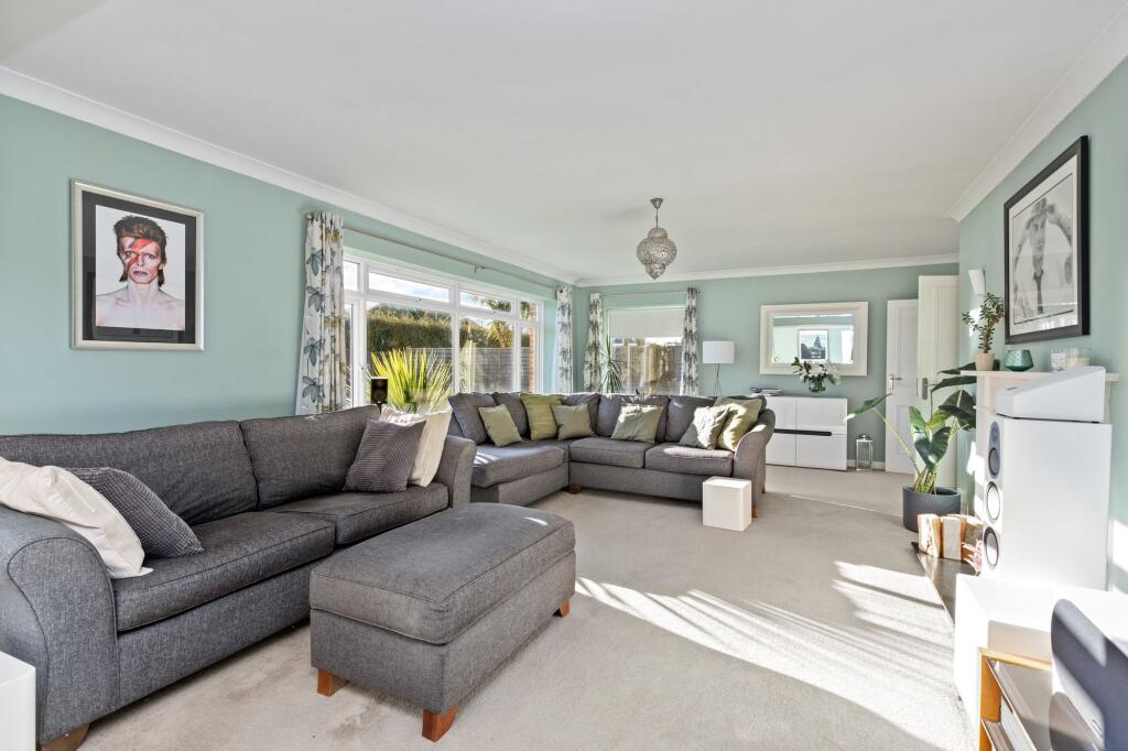 Additional property image - Coastal Road, East Preston, BN16