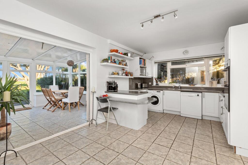 Additional property image - Coastal Road, East Preston, BN16