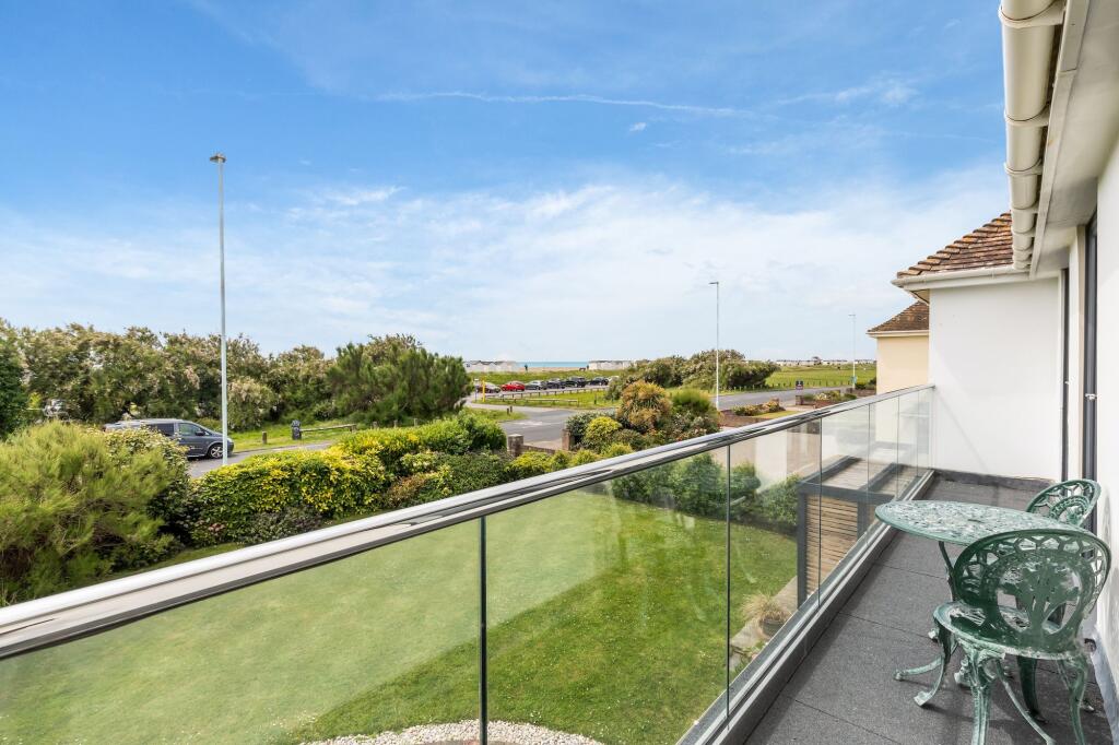 Additional property image - Marine Crescent, Goring-By-Sea, BN12