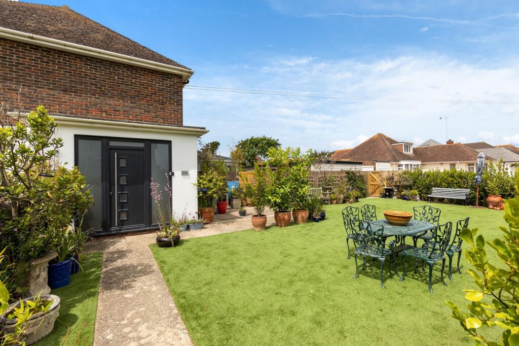 Additional property image - Marine Crescent, Goring-By-Sea, BN12