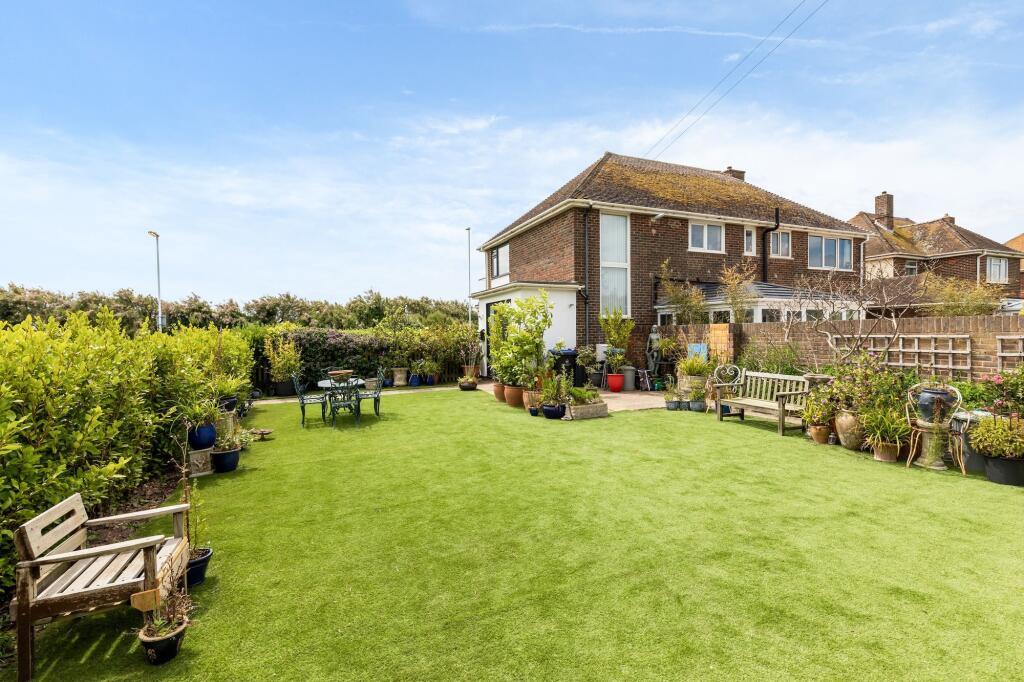Additional property image - Marine Crescent, Goring-By-Sea, BN12